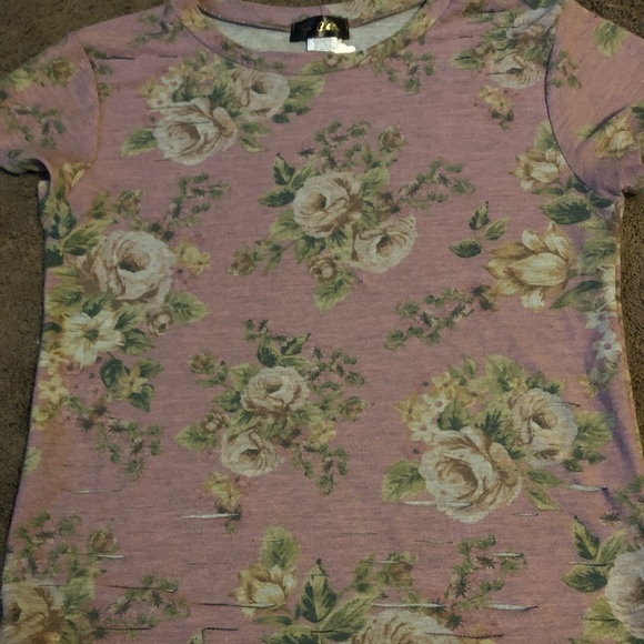 Top Chic Tops - Patterned blouse